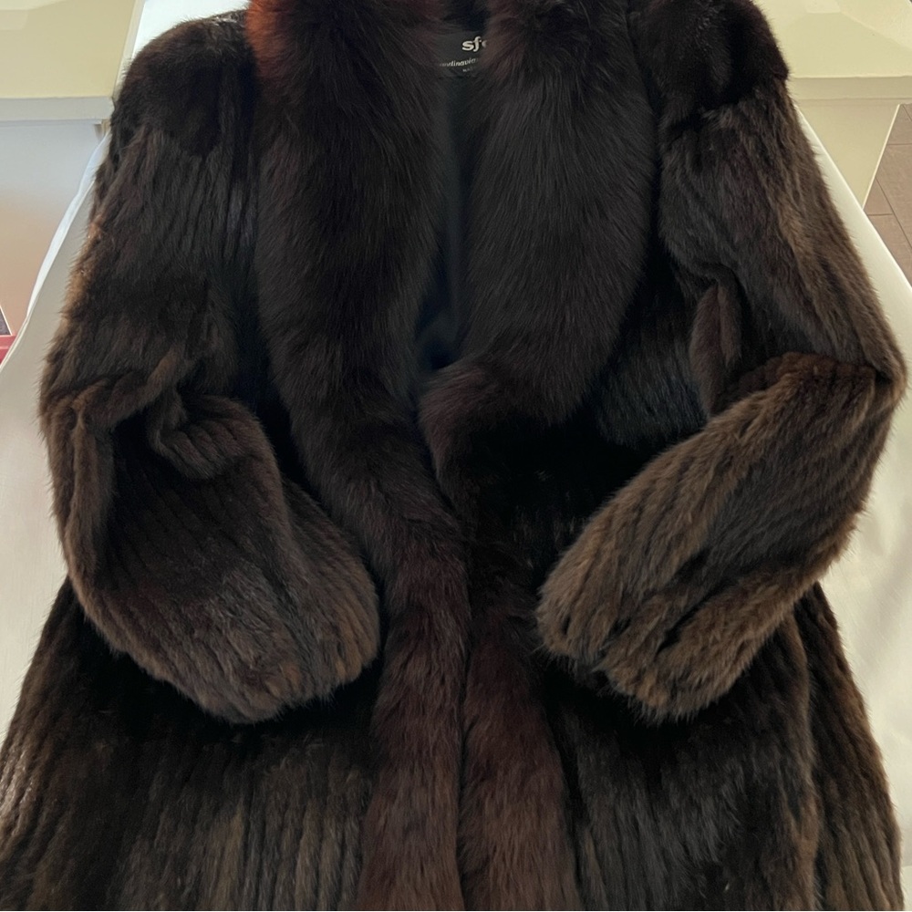 Vintage / Mink~Fox Fur Coat / Luxurious & Stunning - Picture 1 of 16